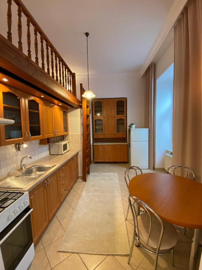 Apartment In City Center Кошице Экстерьер фото